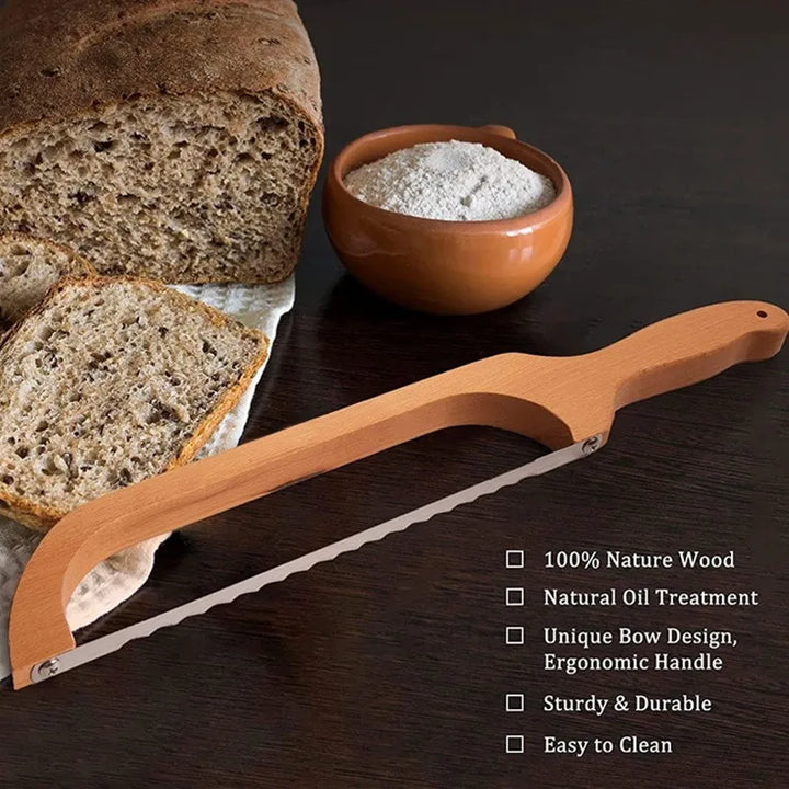 Langlebiges Brotmesser aus Edelstahl mit Wellenschliff, das zuverlässig durch jede Brotkruste gleitet. Backen Zubehör.
