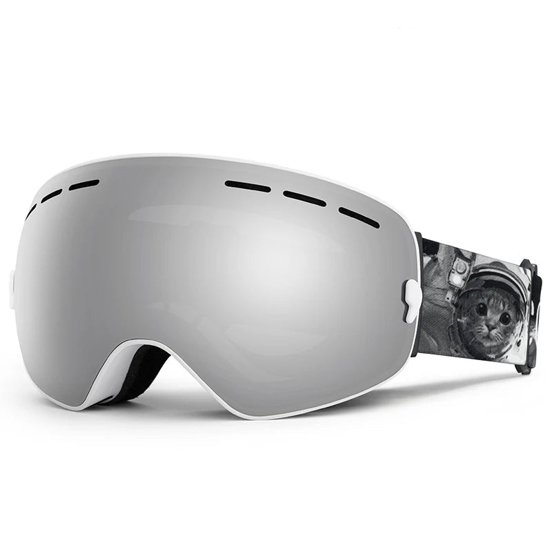 Stylische UV400 Skibrille für Damen & Herren, mit Antibeschlag-Gläsern & weitem Panoramablick.