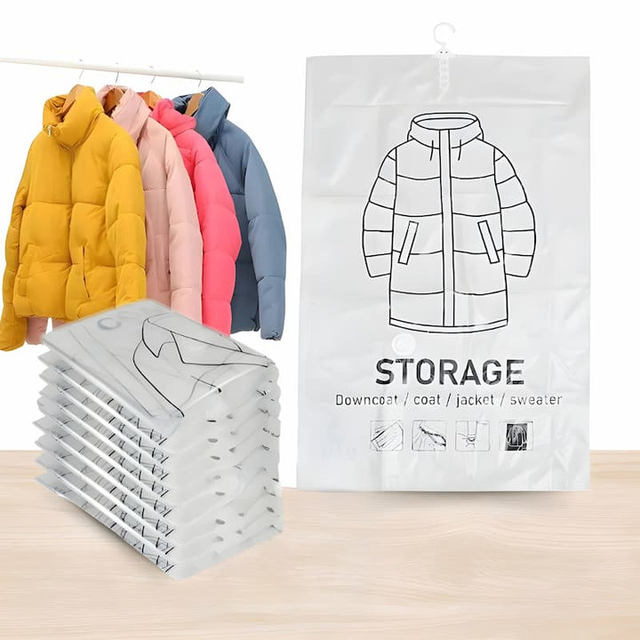 Vakuumbeutel komprimieren Kleidung für bis zu 80% mehr Stauraum im Kleiderschrank; platzsparende Aufbewahrungslösung.