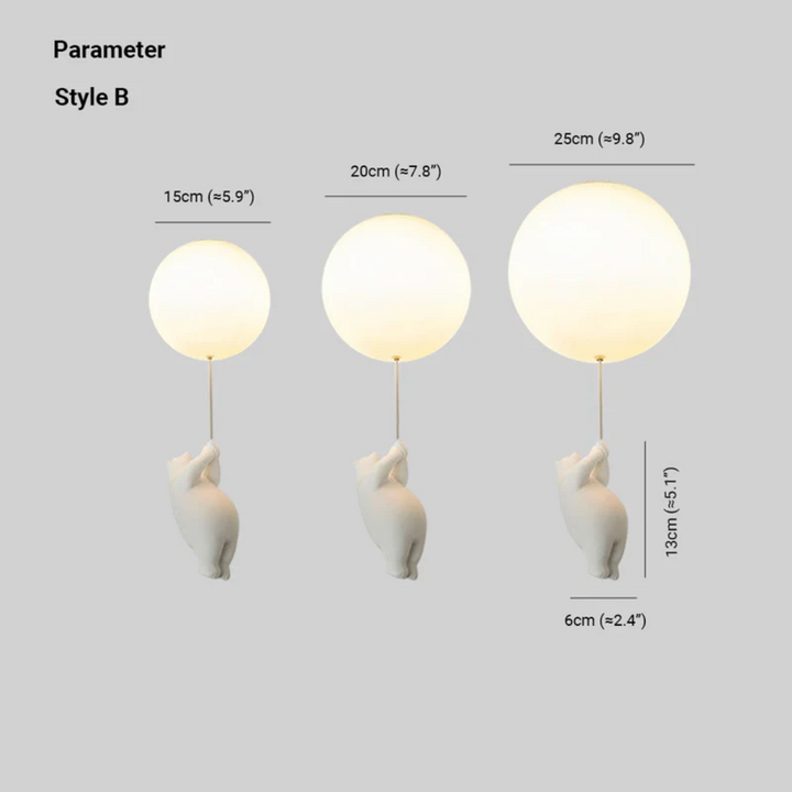 Spielerische Deckenleuchte Bär mit bunten Luftballons. Perfekte Kinderzimmerlampe für eine fröhliche Atmosphäre.