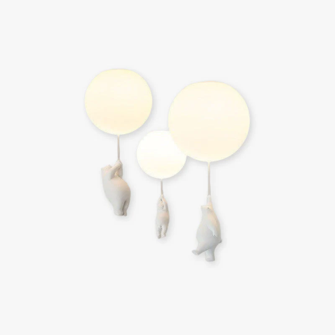 Detailansicht der verspielten Deckenleuchte Bär Luftballon. LED-Beleuchtung, ideal für Kinderzimmer & Spielräume.
