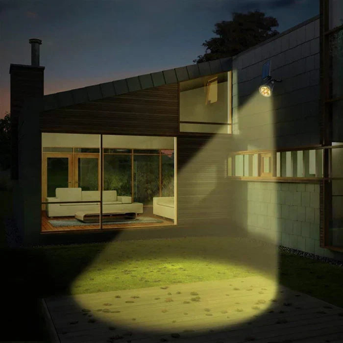 Einfach zu installierender Solar-Gartenstrahler, schwenkbar für gezielte Außenbeleuchtung & Wege.