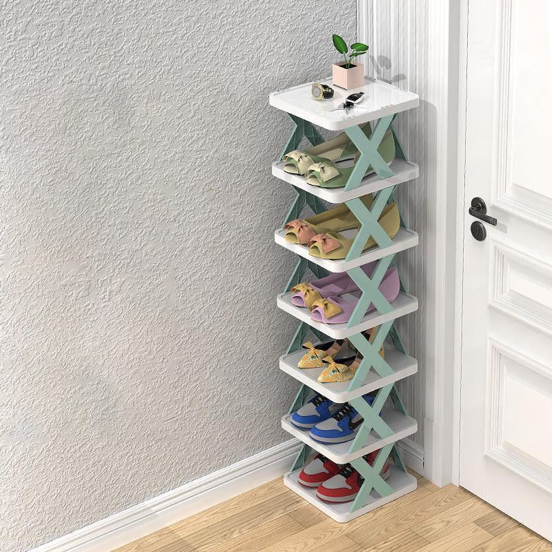 Praktisches Schuhregal für den Kleiderschrank oder Flur; maximiert den Stauraum vertikal.