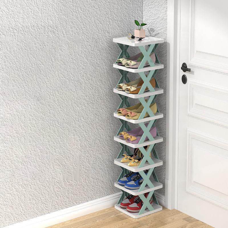 Hohes, schlankes Schuhregal zur optimalen Raumnutzung; ideal für jede Schuhsammlung.