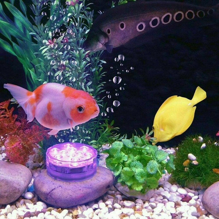 Multifunktionales Unterwasser LED Licht mit Fernbedienung. Wasserdicht & magnetisch für Pool, Teich, Badewanne & Deko.