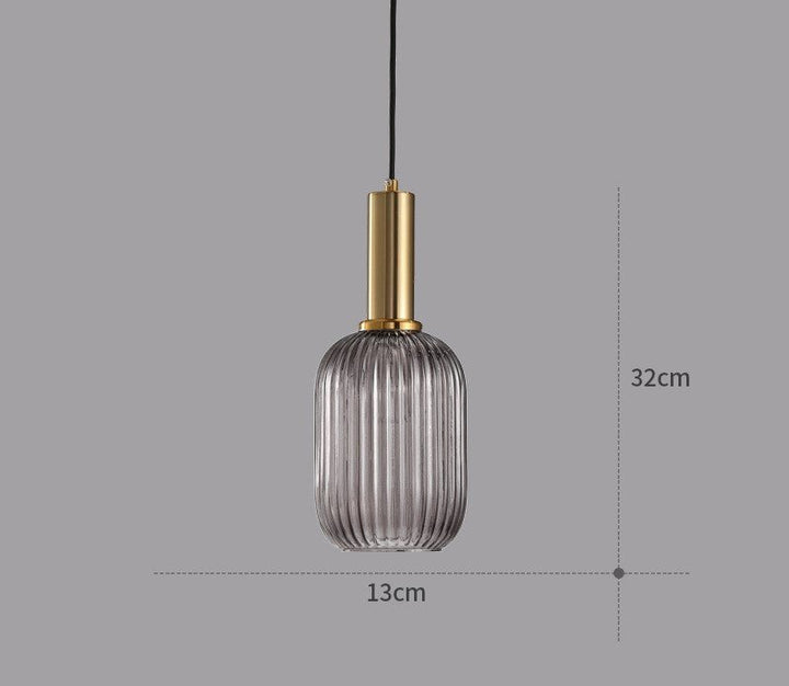 Vintage Glas-Hängeleuchte, eine Designlampe die Wärme und Stil vereint.