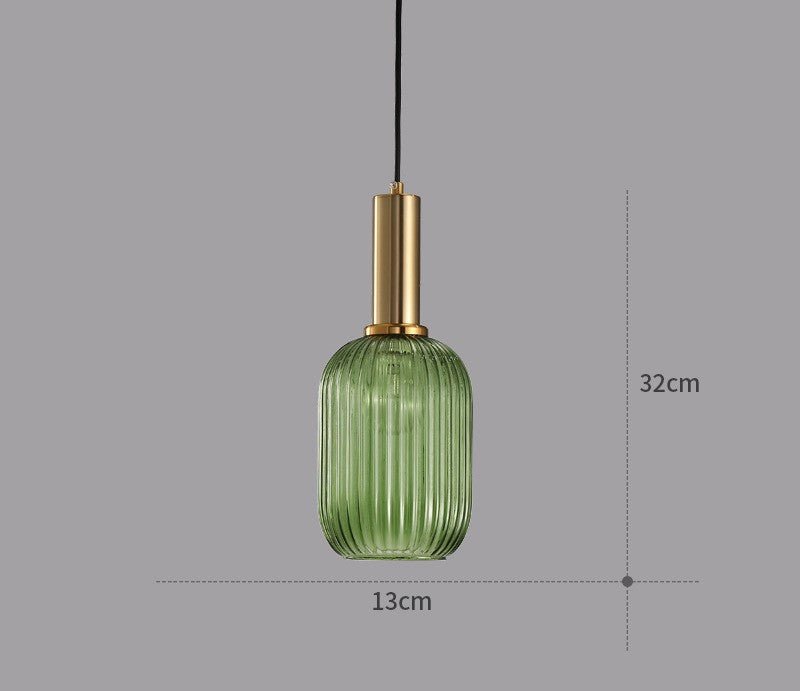 Stilvolle Retro-Hängeleuchte aus Glas, eine besondere Wohnzimmerlampe mit Charakter.