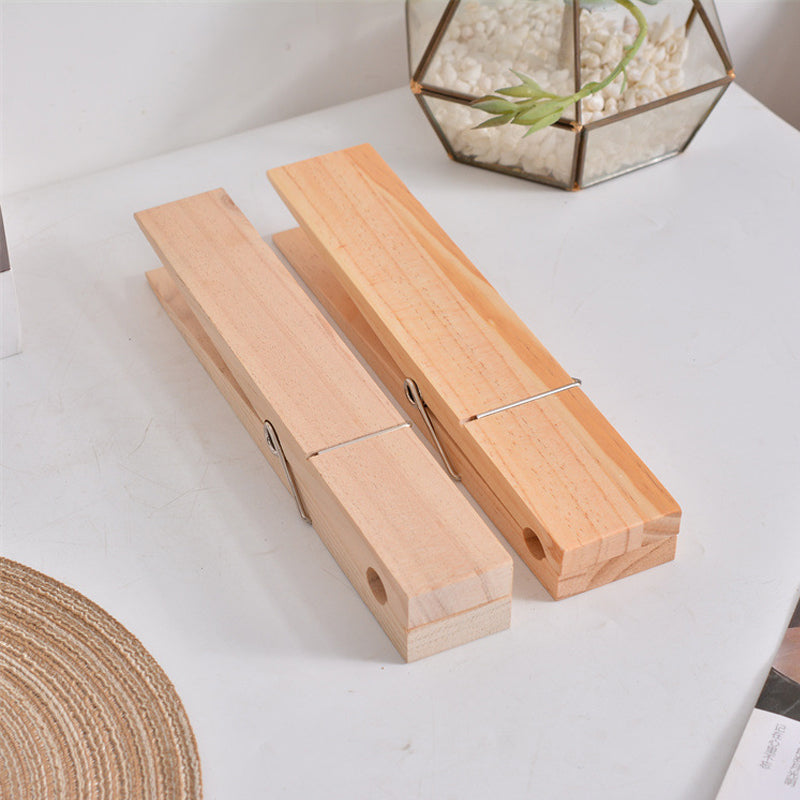 Praktischer Wandhalter aus Holz für Handtücher, Wäscheklammer-Stil, selbstklebend.