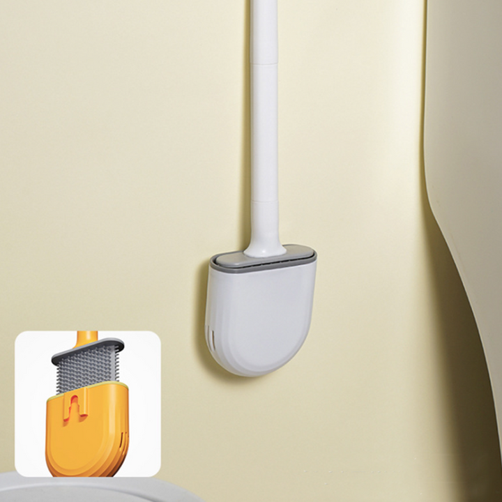 Platzsparende wandmontierte WC-Bürste als modernes Badaccessoire. Effektive Reinigung für maximale Hygiene.