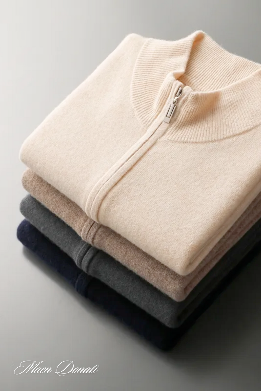 Bequeme & stilvolle Herrenweste für den Winter. Perfekt für elegante Freizeit-Looks oder Business Casual Outfits.