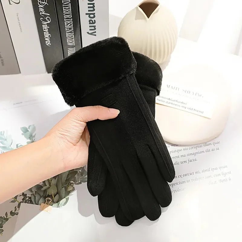Weiche Strick-Damenhandschuhe für den Winter, mit Touchscreen-Fähigkeit. Warm, bequem und elegant für kalte Tage.
