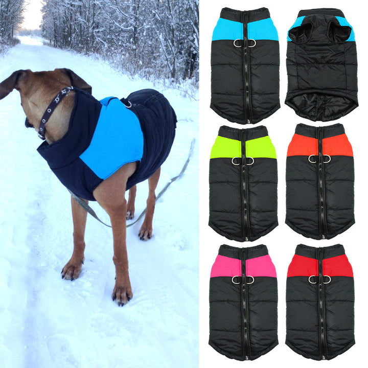 Warme, wasserabweisende Hundejacke mit integriertem Geschirr. Ideal für Kälteschutz beim Gassi.