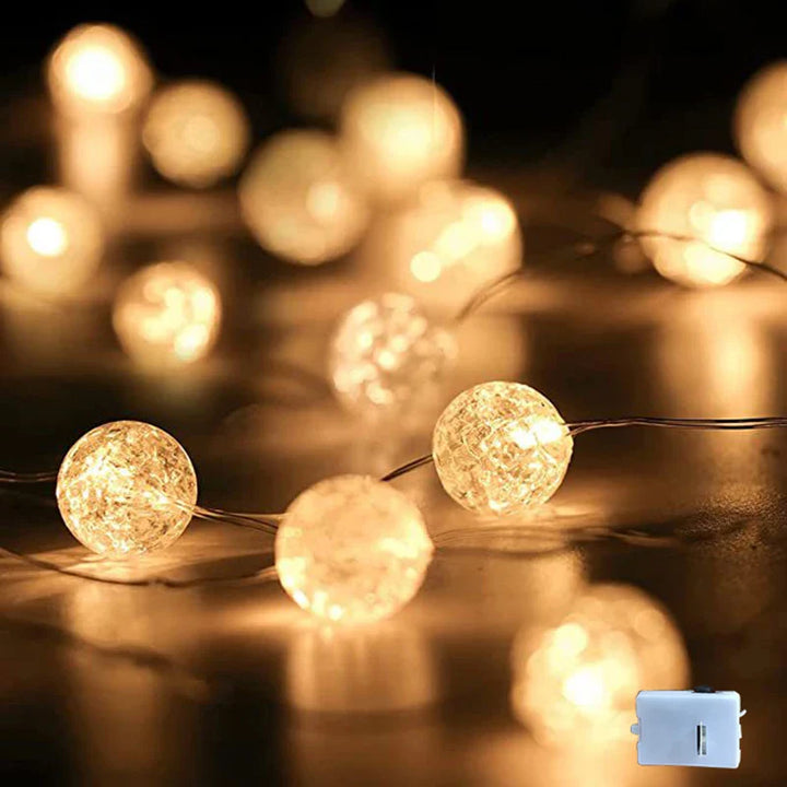 Warmweiße LED Lichterkette, batteriebetrieben, für stimmungsvolle Weihnachtsdeko innen & außen, 3 Modi.