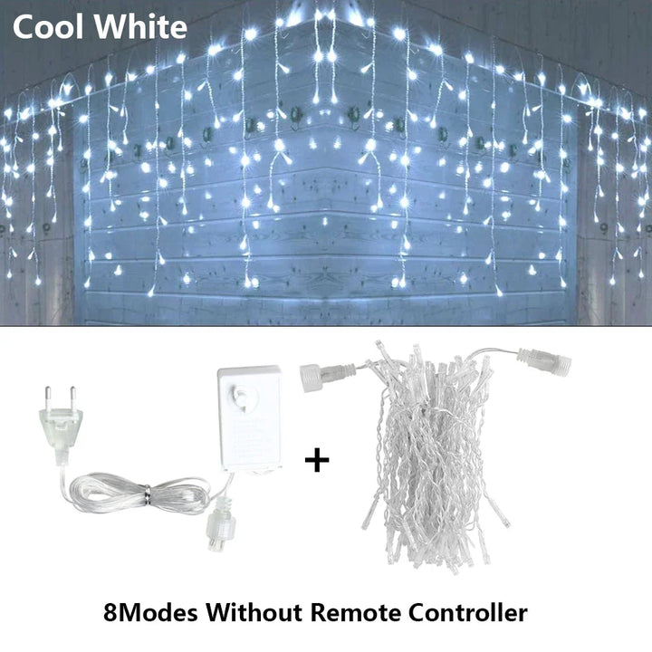 Vielseitiger LED Eiszapfen Lichtervorhang, ideal als Dekoration für Innen- & Außenbereich.