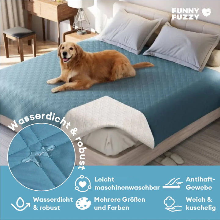 Wasserdichte Bettdecke für Haustiere. Schützt Matratzen vor Nässe & Tierhaaren, gemütlich.