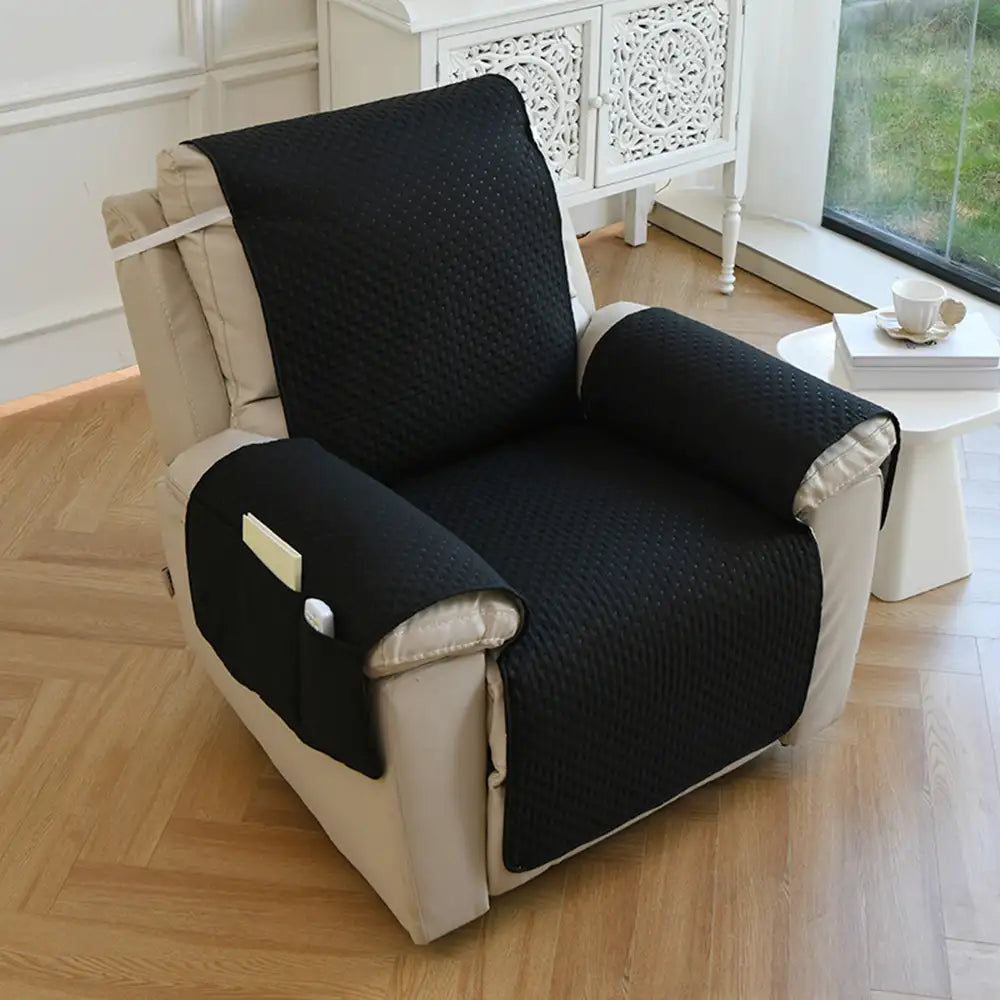 Strapazierfähiger, wasserabweisender Sofabezug aus Polyester mit elastischen Bändern.