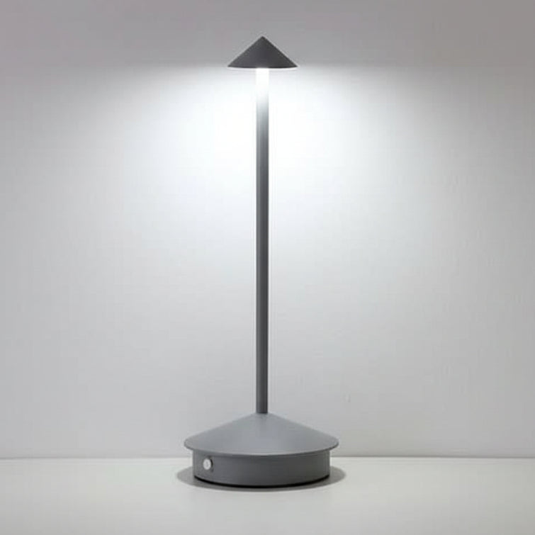 Vielseitige, dimmbare LED-Beleuchtung für Innen & Außen, kabellos, USB-aufladbar und wetterfest für jedes Ambiente.