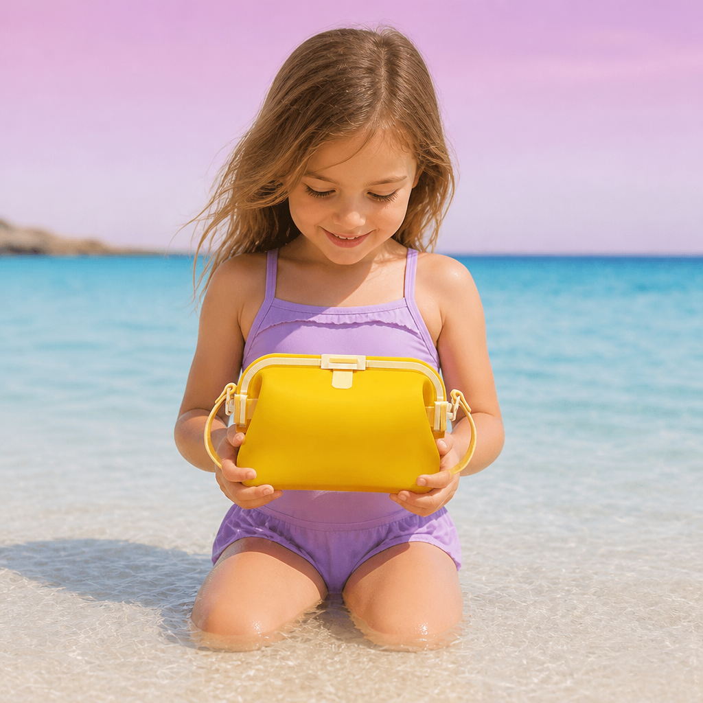 Farbige Silikon Umhängetasche, wasserdicht und robust, ideal als Accessoire für Kinder und Outdoor-Abenteuer.