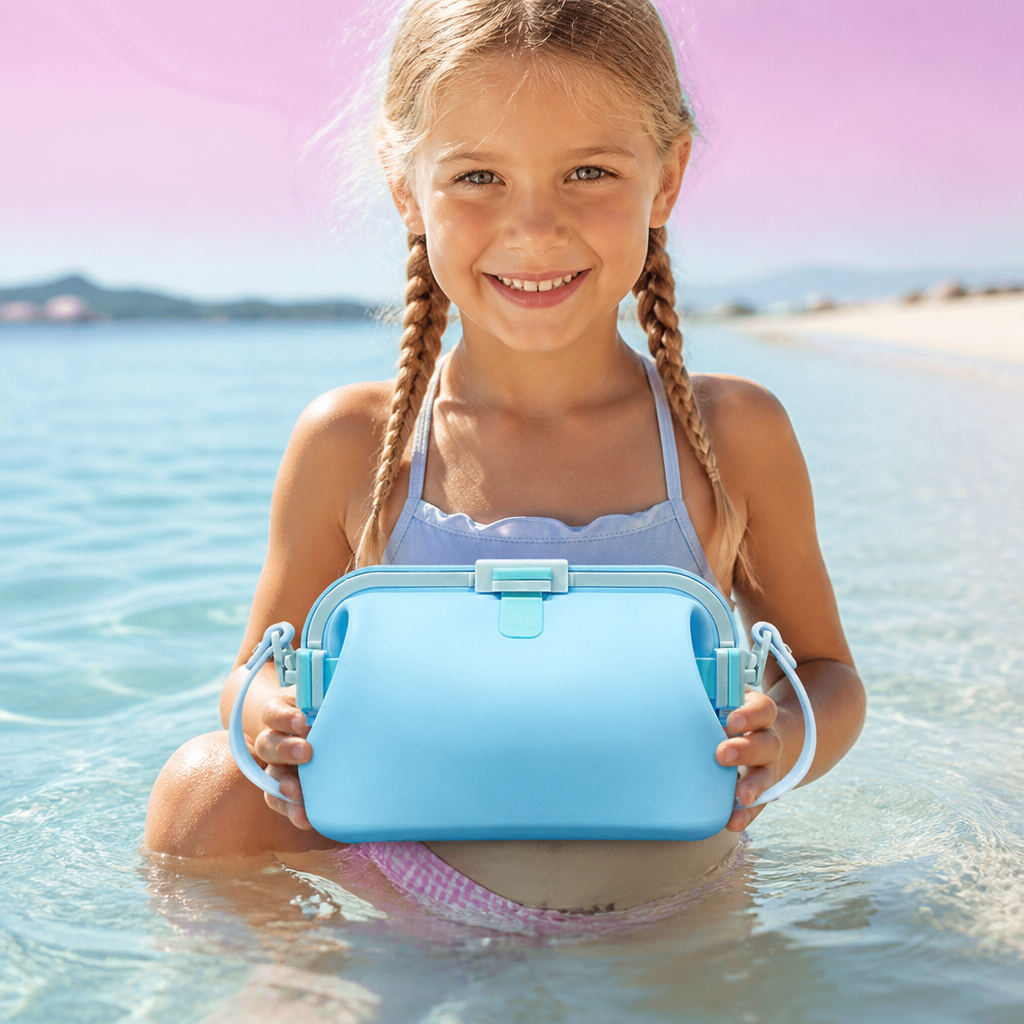 Zuverlässiger Nässeschutz: Wasserdichte Silikon Umhängetasche, perfekt als Strandtasche oder Reiseaccessoire.