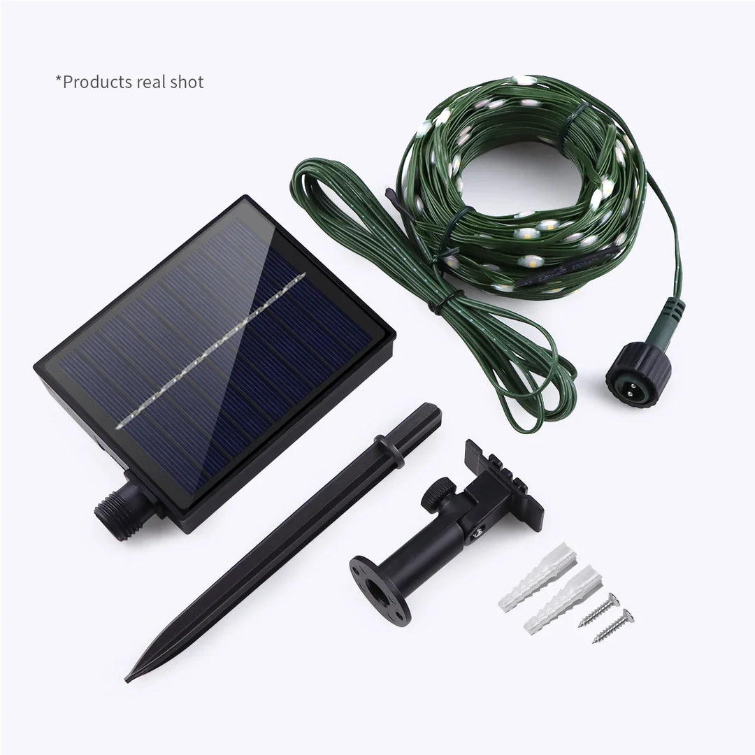 Festliche Solar LED Lichterkette für Weihnachtsbeleuchtung, Balkon & Terrasse, schnellladefähig, IP65 wasserdicht.