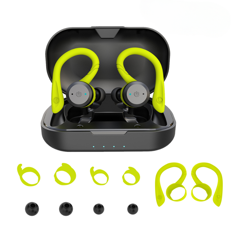 Sportler trägt wasserdichte In-Ear Bluetooth Ohrhörer beim intensiven Training; maximale Bewegungsfreiheit.