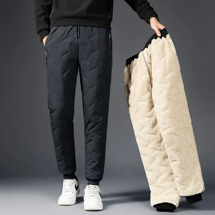 Wasserdichte & winddichte Herren Thermohose für Winterabenteuer, atmungsaktiv & warmhaltend für Outdoor-Aktivitäten.