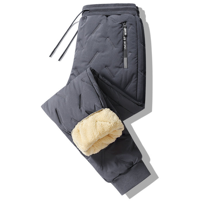 Vielseitige Thermo Winterhose für Herren, atmungsaktiv & wasserdicht, schützt bei jeder Aktivität im Schnee.