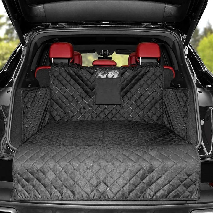 Hunde-Autositzbezug für SUVs mit vollständigem Schutz des Kofferraums. Sorgt für Sauberkeit und Sicherheit.