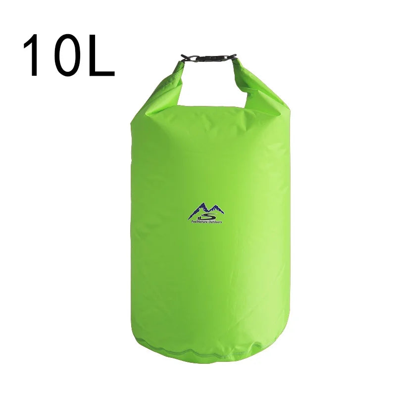 Outdoor Packsack Set, wasserdicht und robust, für Camping und Strand. Essentielles Zubehör.