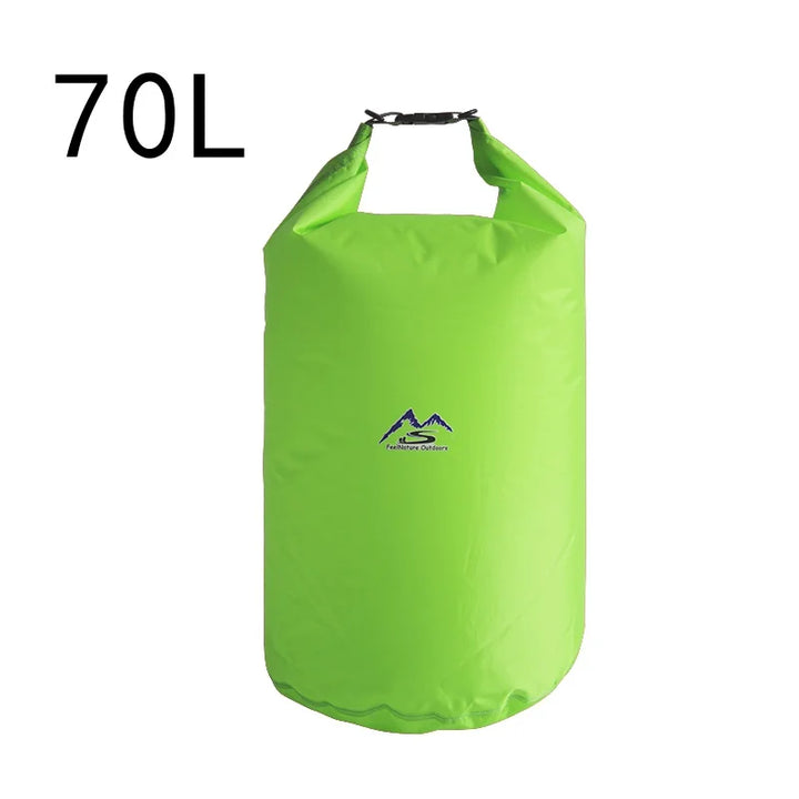 Wasserdichte Packsäcke für Camping-Zubehör und Outdoor-Abenteuer. Schützt zuverlässig.
