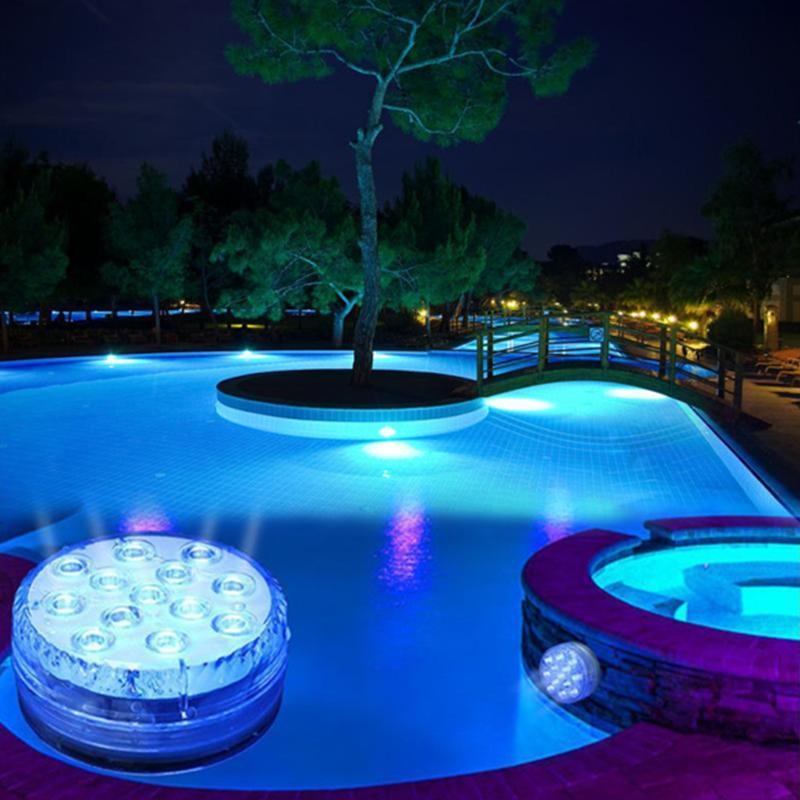 Magisches LED-Poollicht mit Fernbedienung, wasserdicht für stimmungsvolle Unterwasser-Beleuchtung.