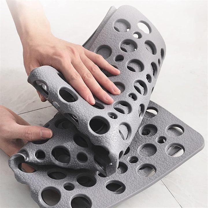 Robuste AquaSicher Duschmatte aus strapazierfähigem, pflegeleichtem PVC, ideal für sicheres und hygienisches Duschen.