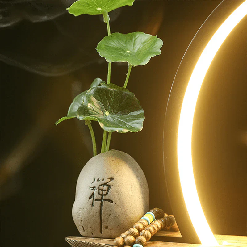 Weiße Keramik Hirsch-Räucherlampe für Meditation und Entspannung, mit Rückfluss-Effekt für Weihrauch.