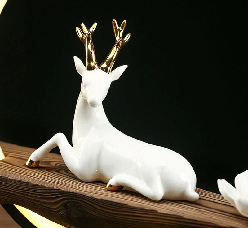 Einzigartige weiße Hirsch-Räucherlampe mit Wasserfall-Optik, ideal für harmonische Entspannung & Weihrauch.