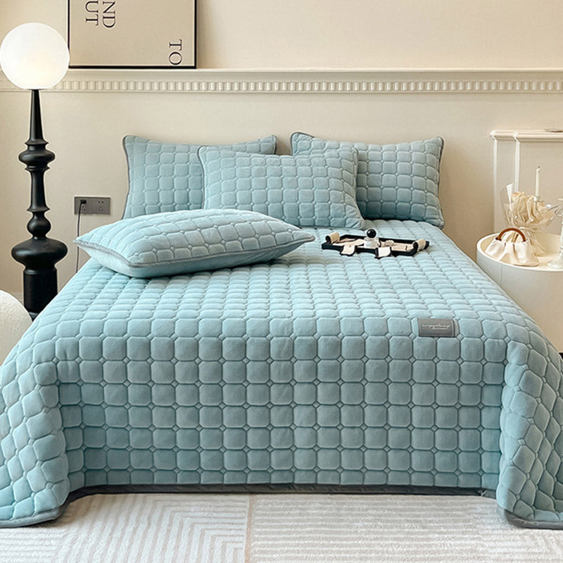 Weiche Tagesdecke für Schlafzimmer, modernes Quadrat-Design, gemütlicher Bettüberwurf.