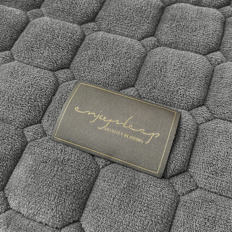 Bettüberwurf weich & modern, Quadrat-Textur, Komfort für Schlafzimmer, Heimtextilien.