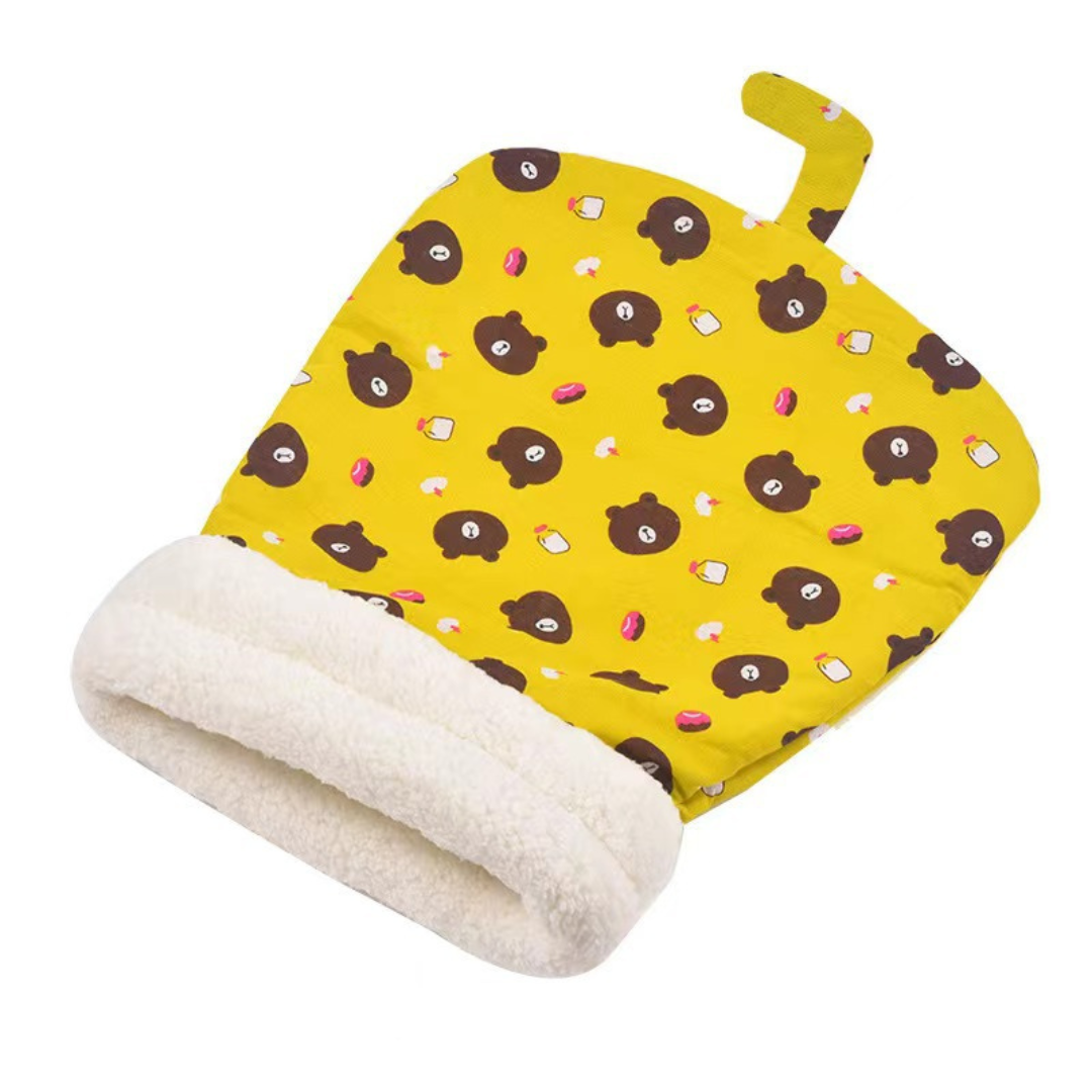 Kuscheliger Katzenhöhle-Schlafsack aus weichem Plüsch für erholsamen Schlaf. Gemütliches, waschbares Katzenbett.