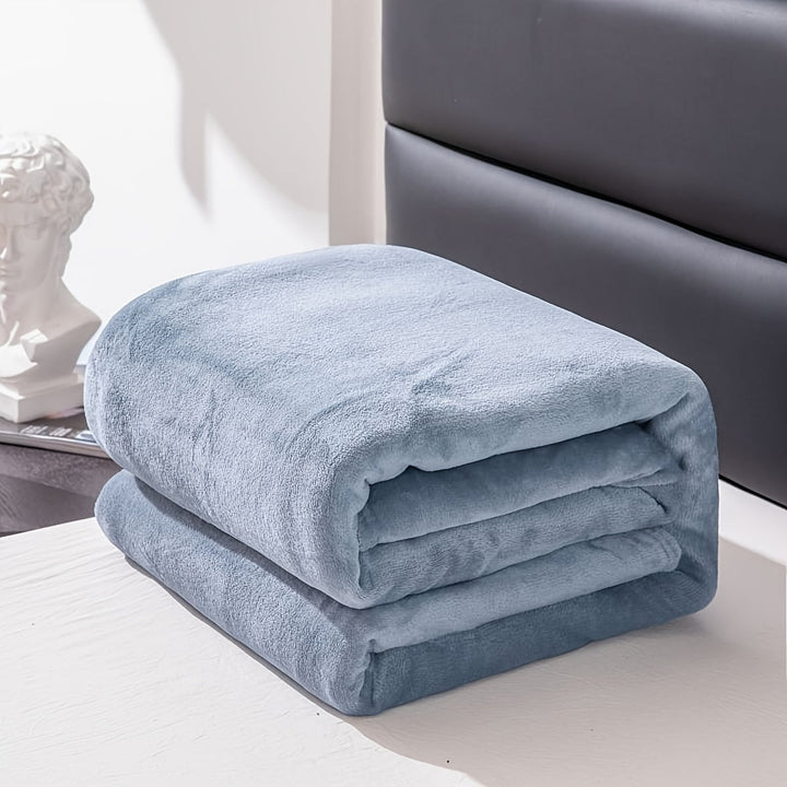Gemütliche Flanelldecke, weich und warm, perfekt als Wohndecke für jede Jahreszeit.