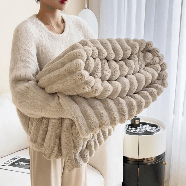 Moderne Fleecedecke, weich und gemütlich, für stilvolles Wohnen.