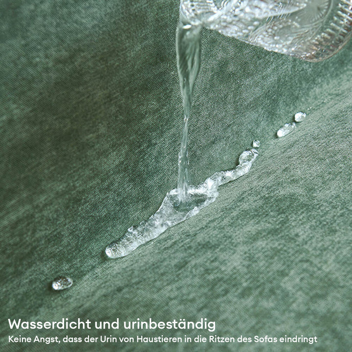 Weißer, pflegeleichter Sofabezug, kratzfest und wasserdicht, perfekte Sofadecke für sauberes Wohnen im Wohnzimmer.