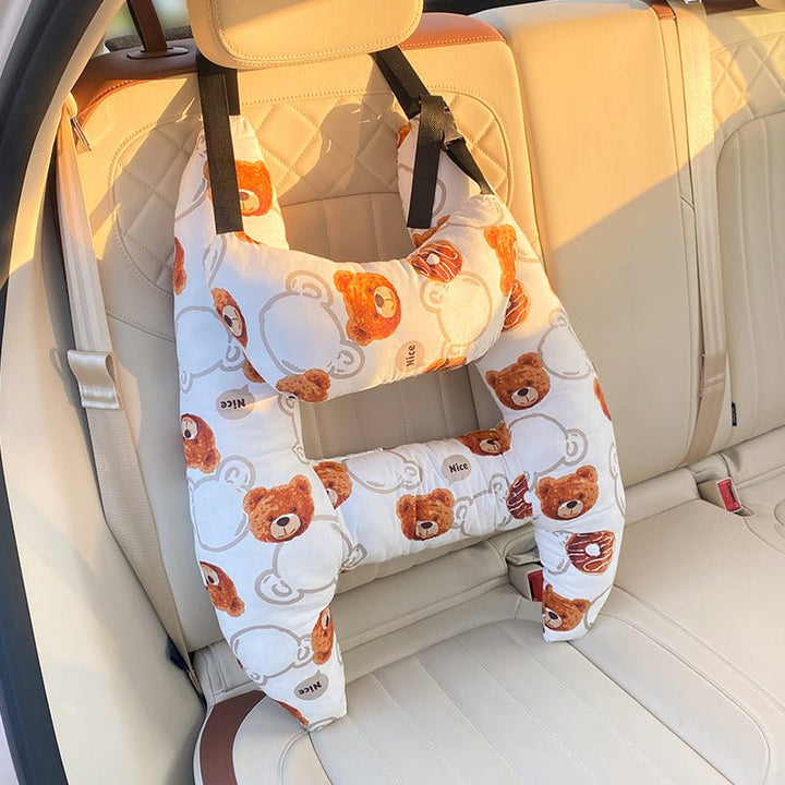 Extra weiches Kinder Reisekissen mit niedlichem Tierdesign, ergonomisch geformt für Komfort im Auto.