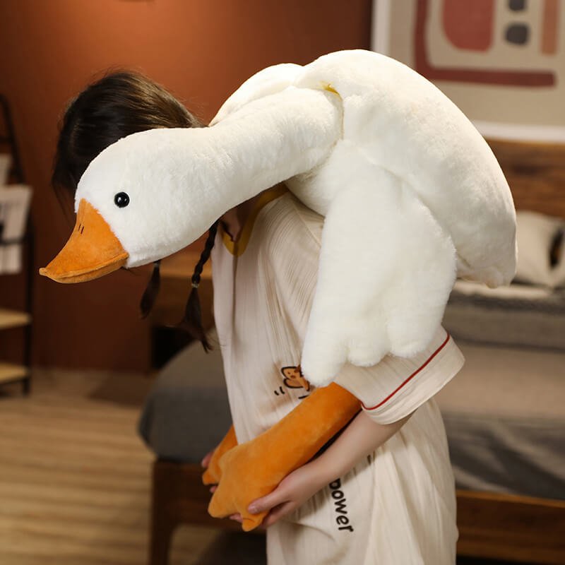 Flauschiges Gänsekissen für Kinder, extra weich und sicher, perfekt zum Kuscheln und Einschlafen.