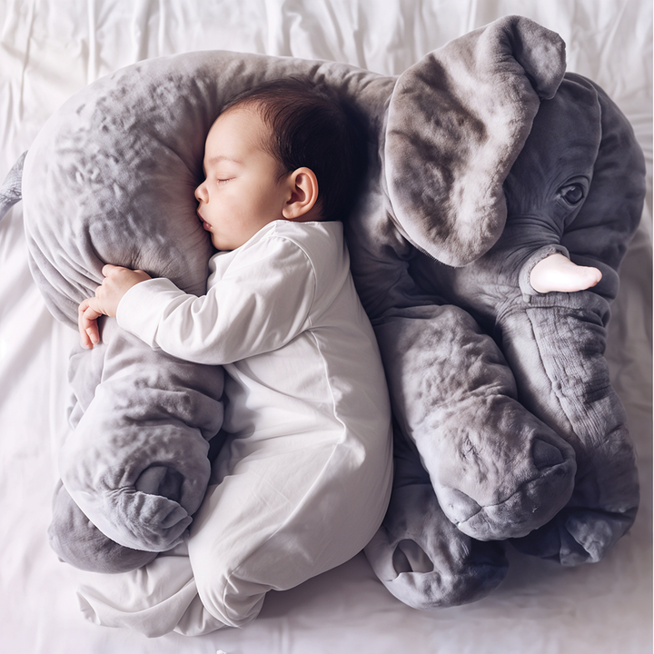 Kuscheliges weiches Plüschtier Elefant, perfektes Baby- & Kinderspielzeug zum Liebhaben im Kinderzimmer.