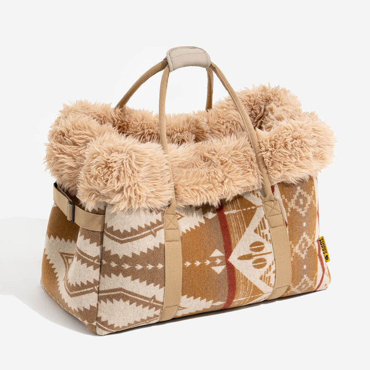 Dein wendbarer Haustierträger, ein gemütlicher Kuschelschlafsack für Hunde auf Reisen und zu Hause.