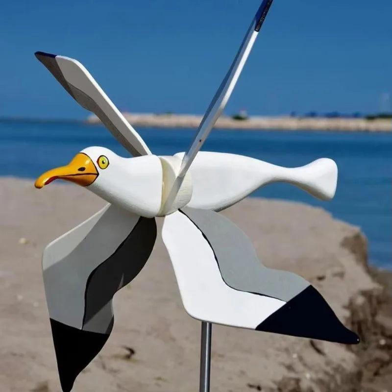 Detailreicher Windvogel Möwe, maritime Gartendeko. Lebendiges Windspiel für Garten, Balkon oder Terrasse.