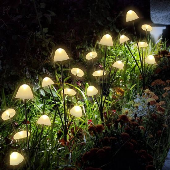 Leuchtende Pilzlichter im Garten bei Nacht, 10 LEDs, wetterfeste Außendeko für gemütliche Abende.