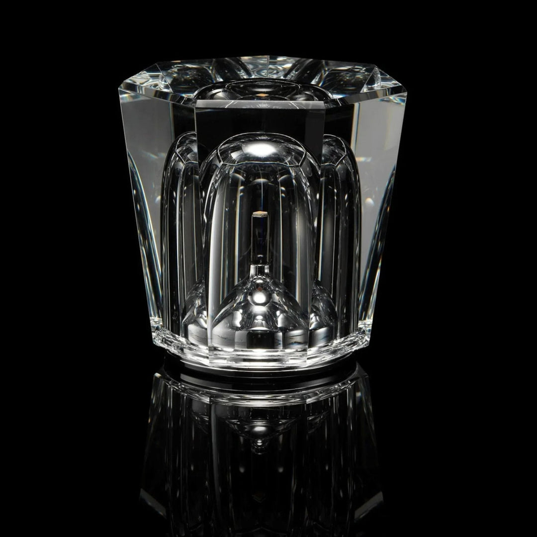 Elegante Kristall-Tischlampe als dekorative Ambientebeleuchtung für den Esstisch, kabellos, LED.