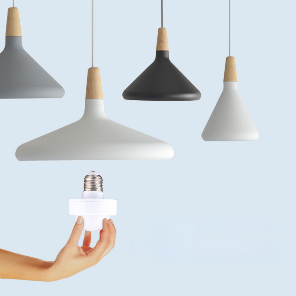 Smarte LED-Glühbirne (E27) mit Farbwechsel, dimmbar, wiederaufladbar & Fernbedienung für vielseitiges Ambiente.