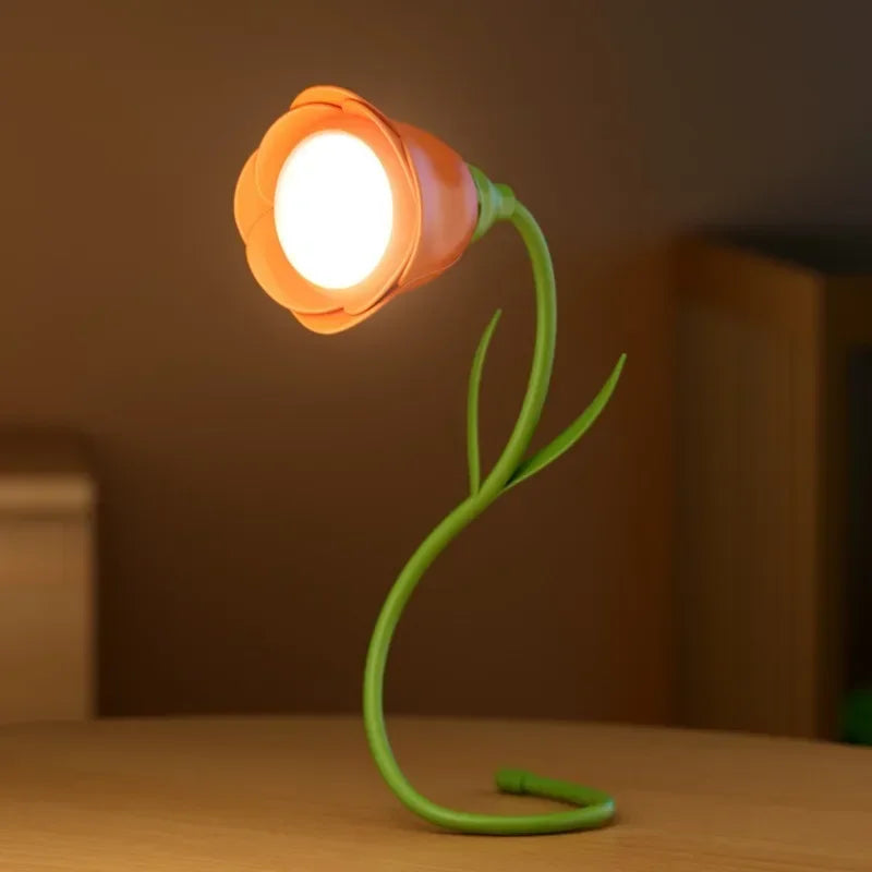 USB-C Rosen-LED-Tischlampe, dimmbar, flexibel und mit 3 Lichtfarben. Als stilvolle Deko-Akku-Lampe.