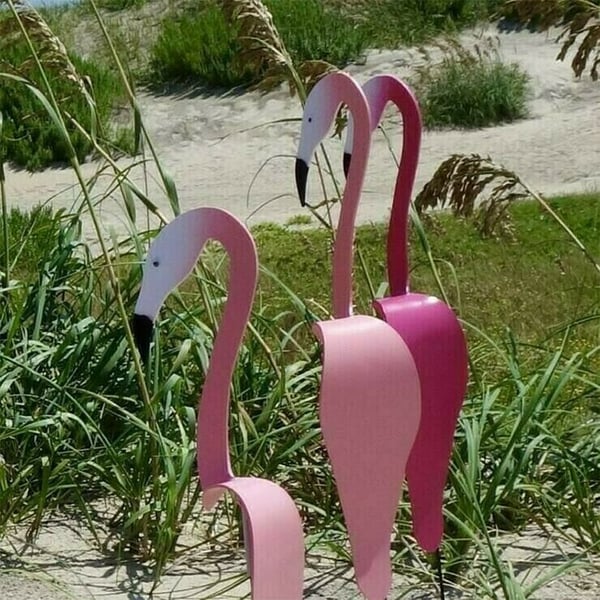 Wirbelnde Flamingo-Gartendeko, großer Metall-Gartenstecker als Windspiel für den Garten.